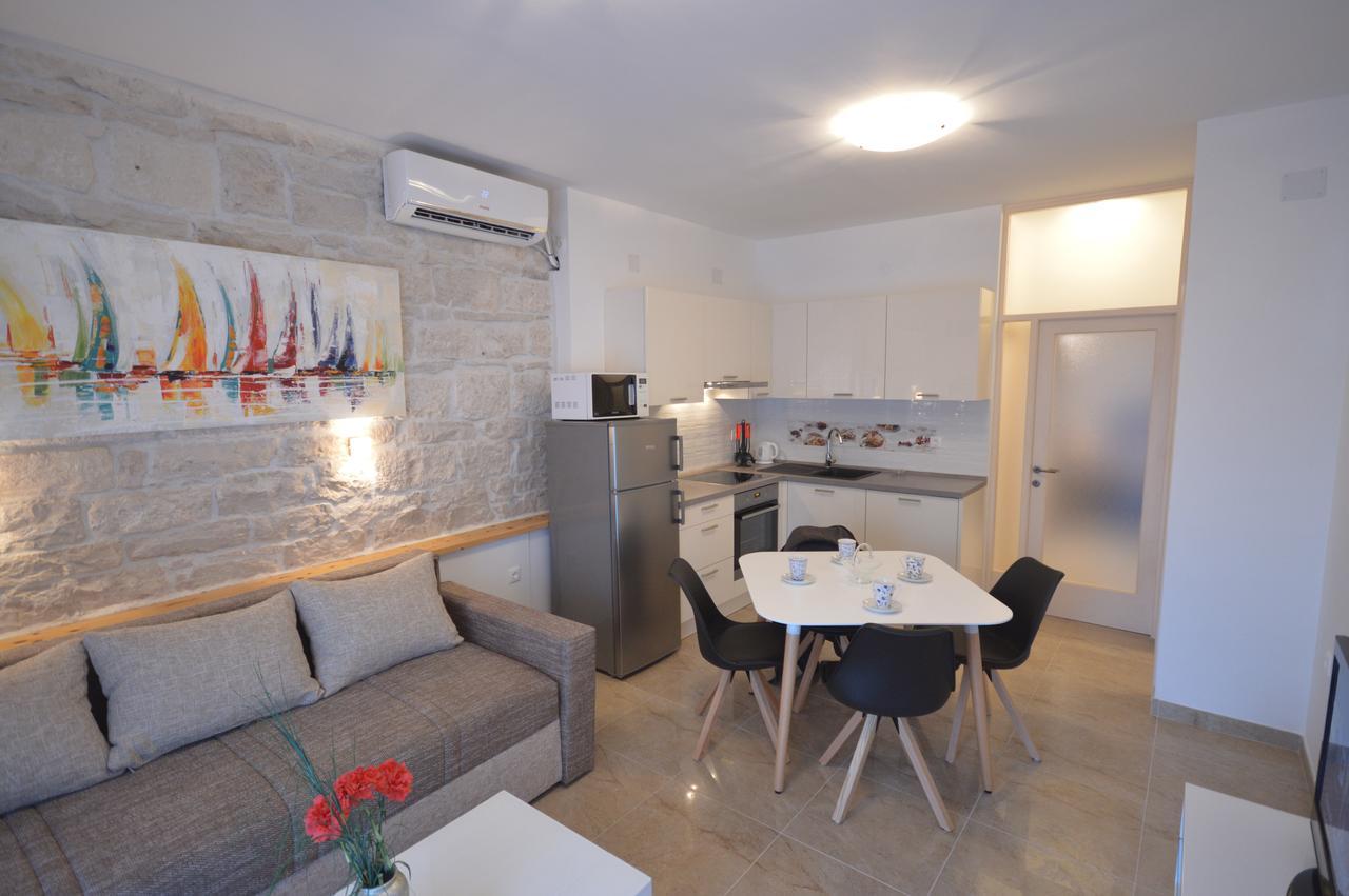 Castello Rezidence 2 Apartment